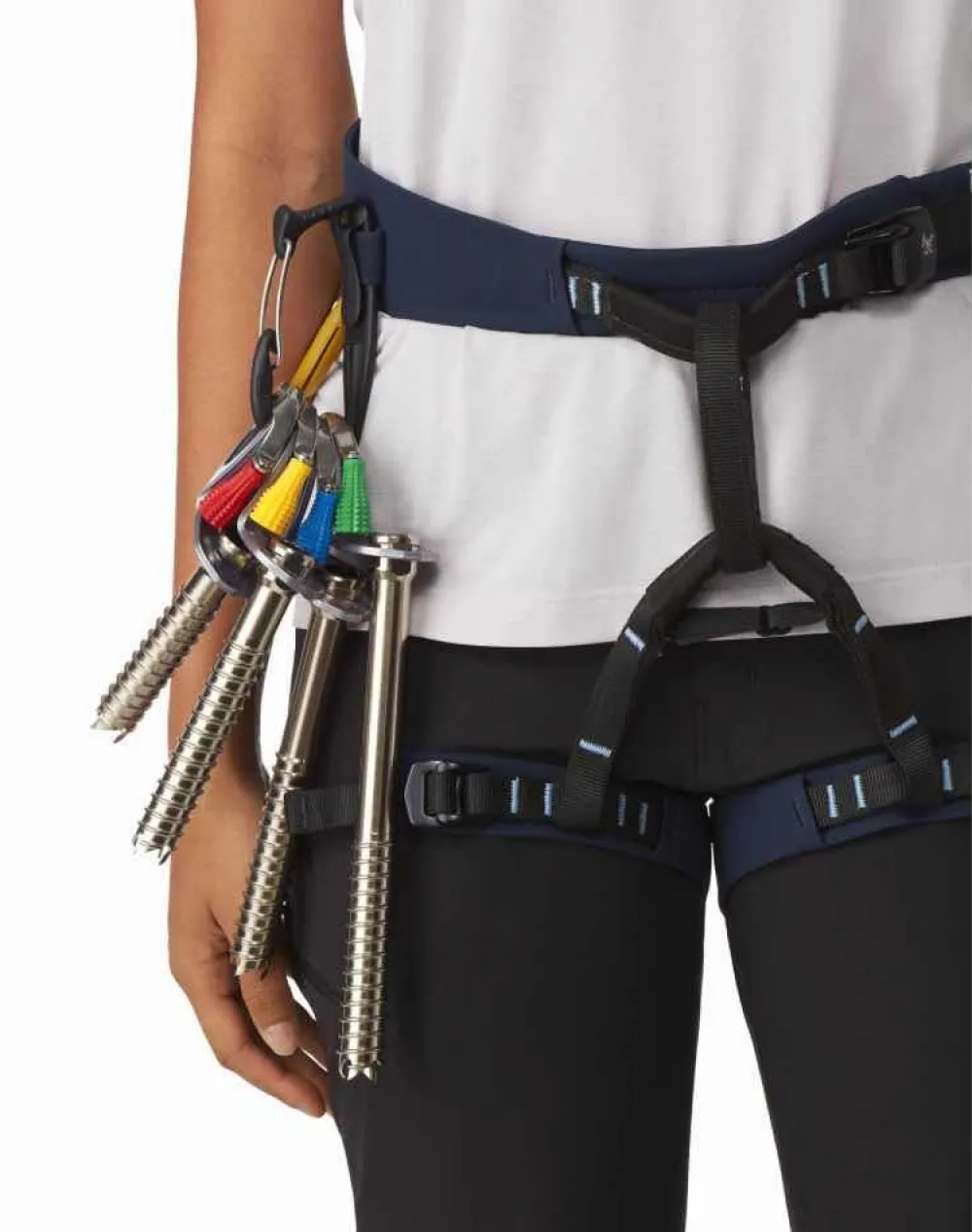 Shop Ar-385A Harness Women'S Valjaat