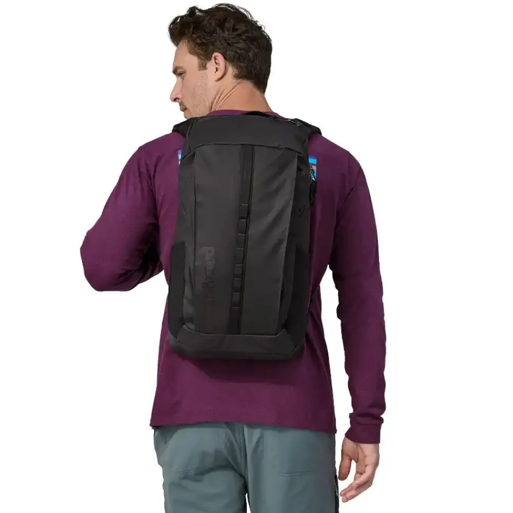 Best Black Hole Pack 25L Reput Ja Rinkat