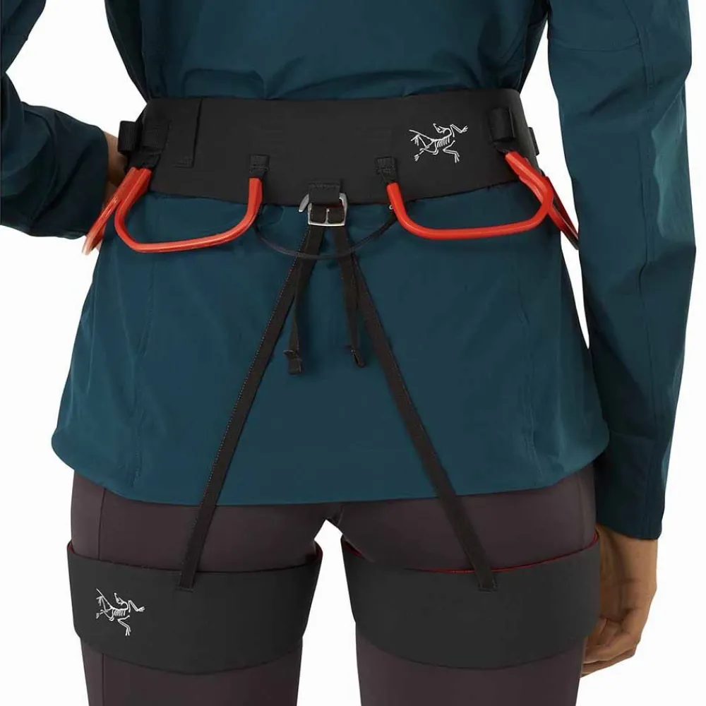 Shop C-Quence Harness Women'S Valjaat
