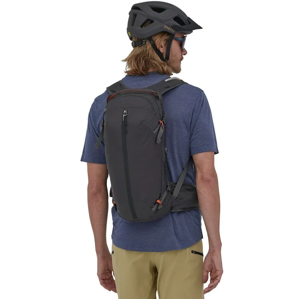 Shop Dirt Roamer Pack 20L Juoksureput Ja Juomaliivit