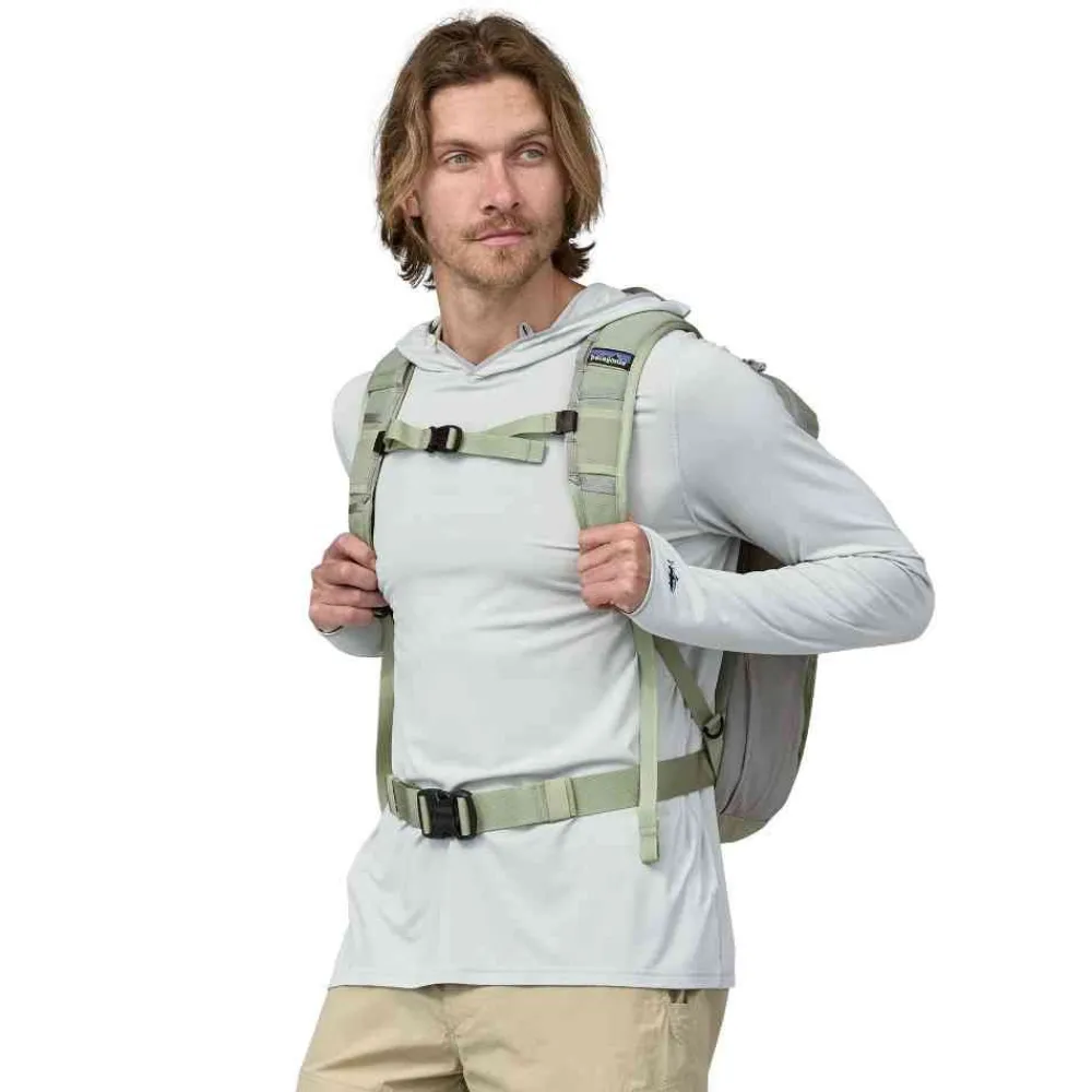 New Stealth Pack 30L Kalastusreput& Ja Liivit